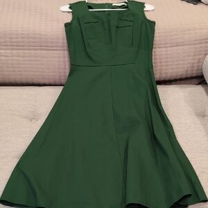 Elegant Green Sleeveless Dress Midi
